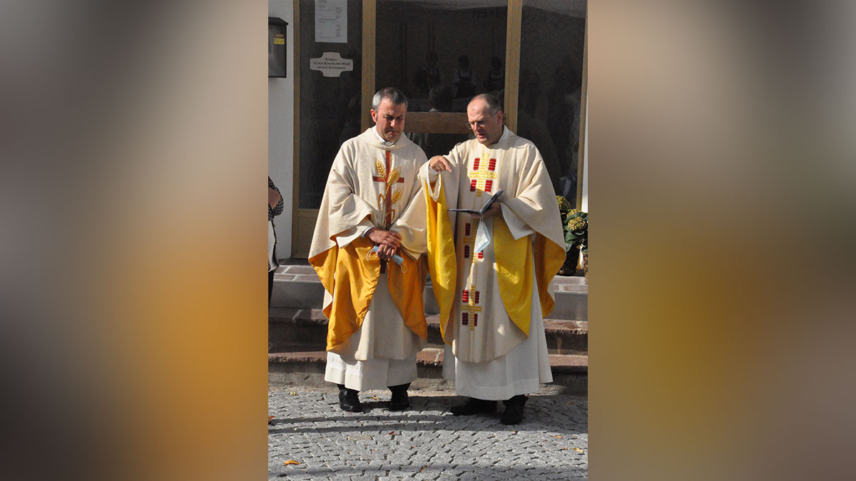 Einstand Pfarrer Paul Schwienbacher